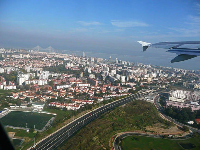 Lissabon gezien vanuit vliegtuig