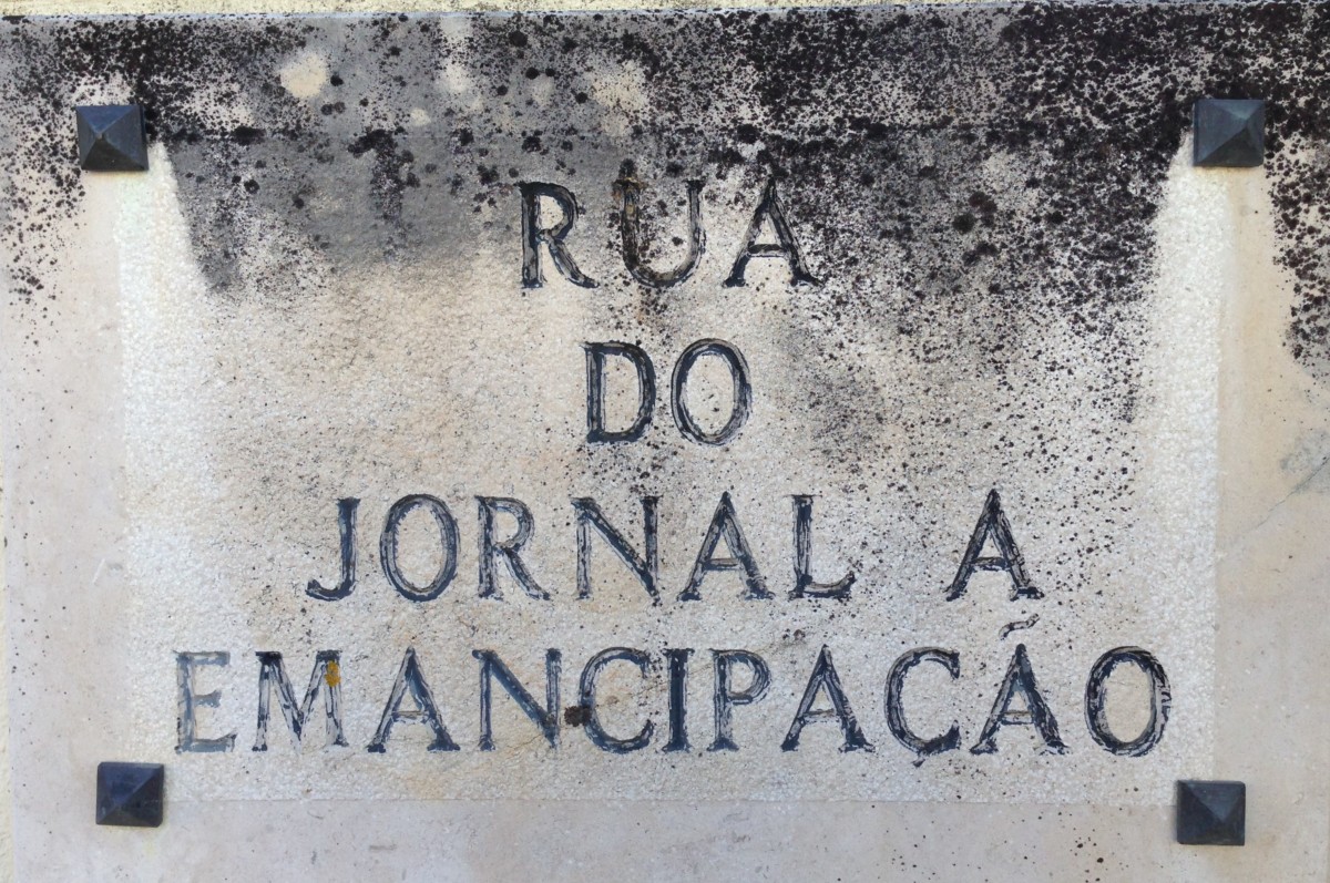 Straatnaambord Rua do Jornal A Emancipação