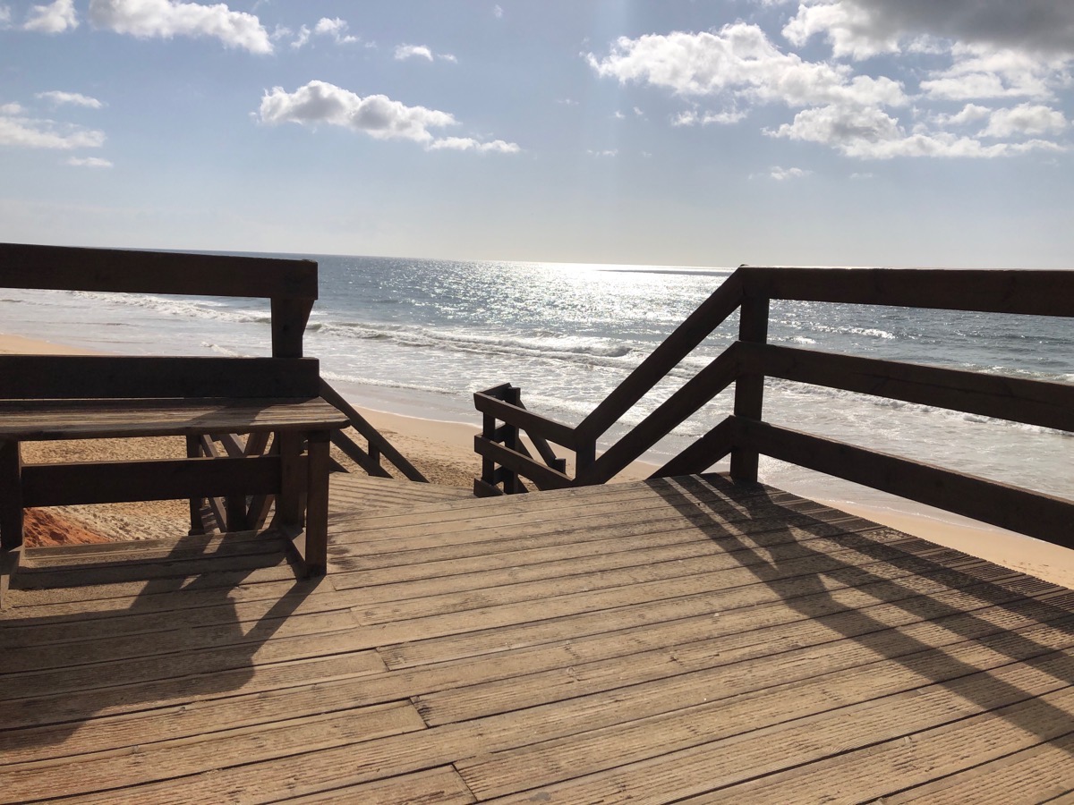 Nieuwe trap naar het strand