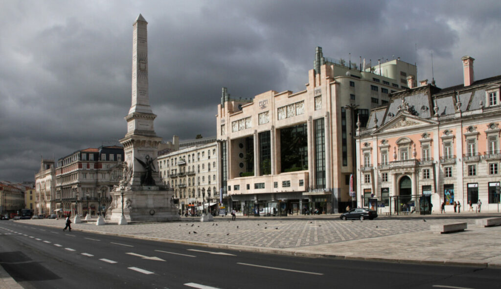 Praça dos Restauradores. Het monument van de onafhankelijkheid na de Spaanse overheersing.